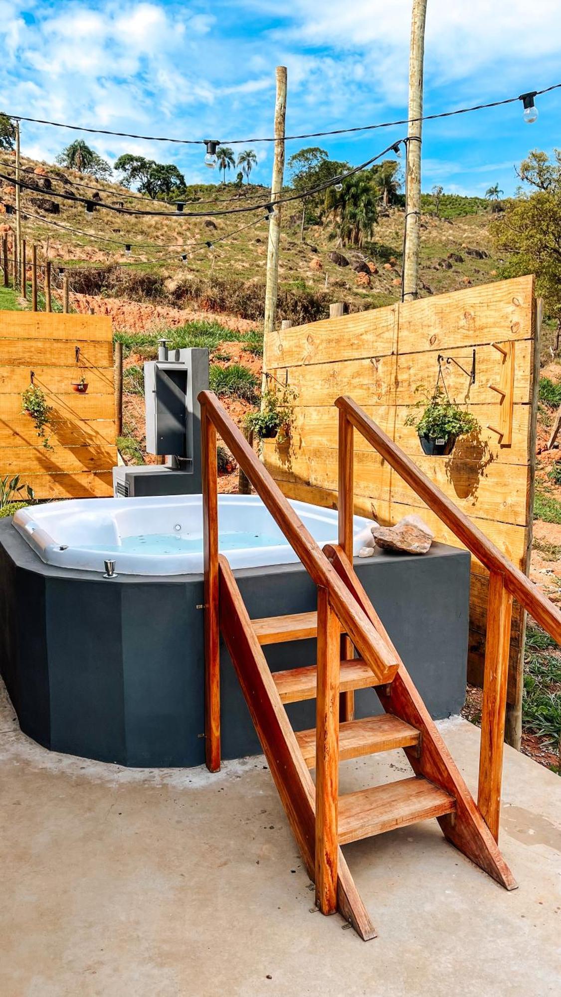 Casa Container Com Spa E Linda Vista Para A Serra Da Mantiqueira Villa Bueno Brandão Eksteriør bilde